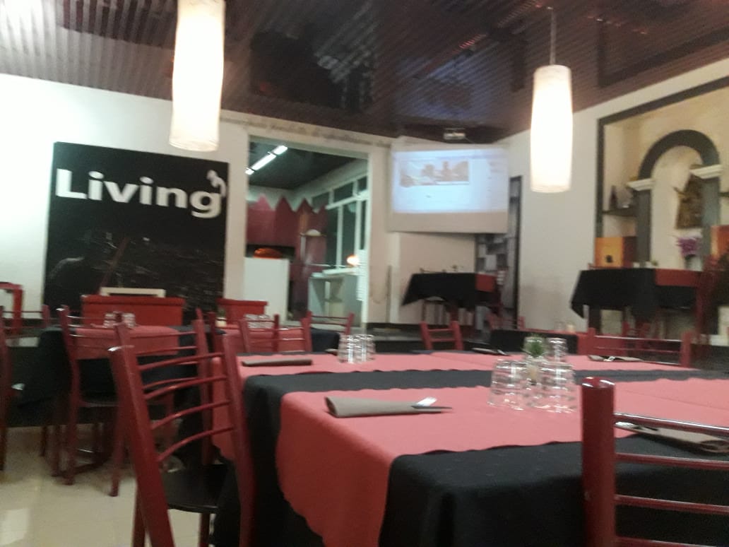 Tavoli e sedie